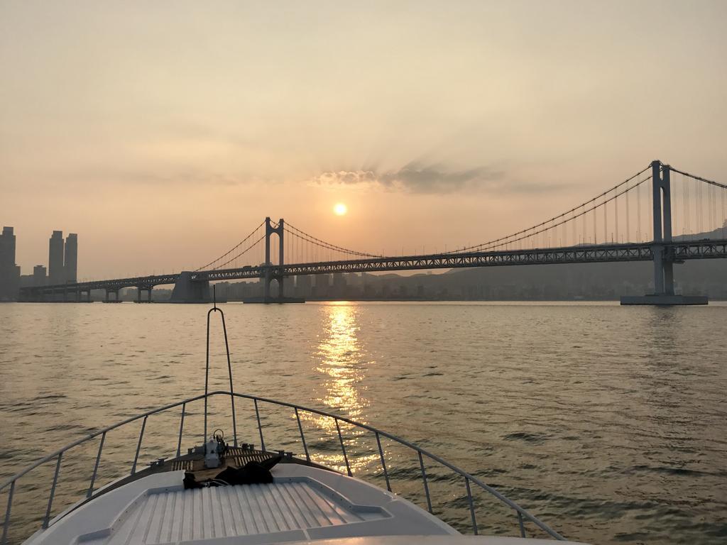 Sea And Yacht Otel Busan Dış mekan fotoğraf