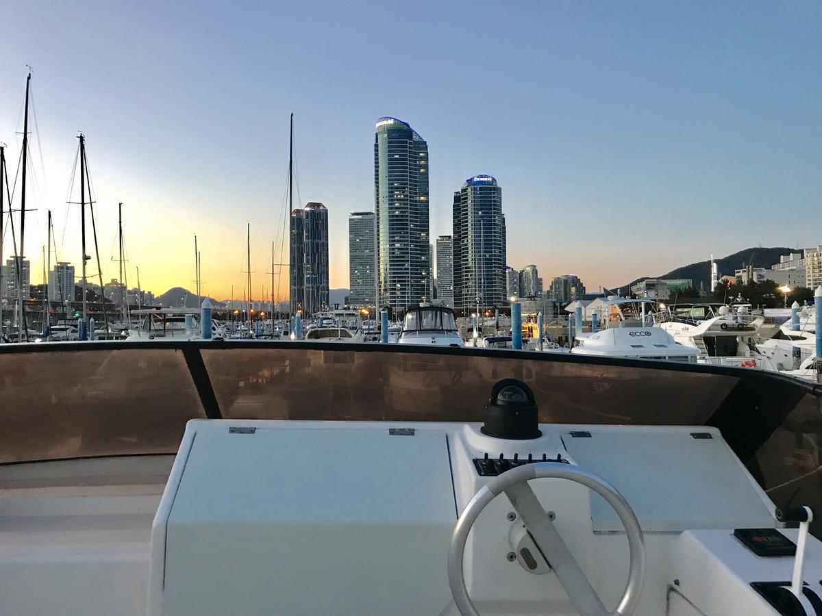 Sea And Yacht Otel Busan Dış mekan fotoğraf